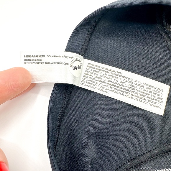 Leonisa Black Lace Classic Shaper Panty - Picture 6 of 7